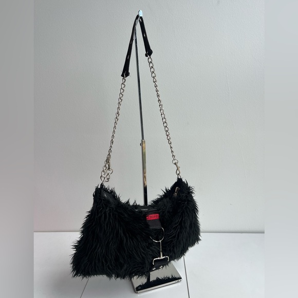 🖤 TRIPP NYC Furry Shoulder Bag Y2K Goth Punk Chain Black Faux Fur Hot Topic VTG - Picture 5 of 9